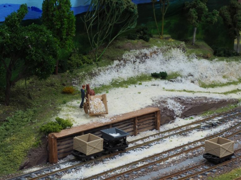 Mined silica is dropped into railway carts